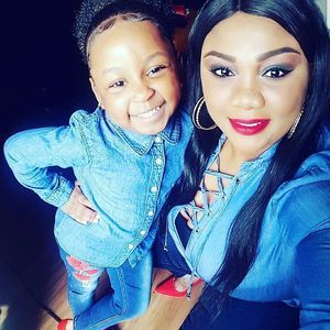 Meet your Posher, Emilie